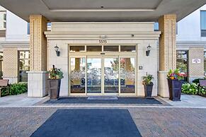 Hampton Inn by Hilton Toronto Airport Corporate Centre