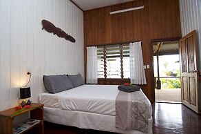 Deco Stop Lodge