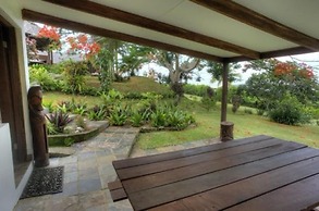 Deco Stop Lodge