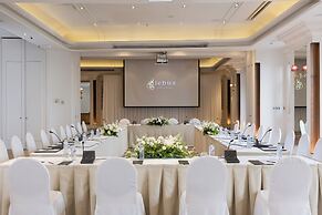 Tower Club at lebua