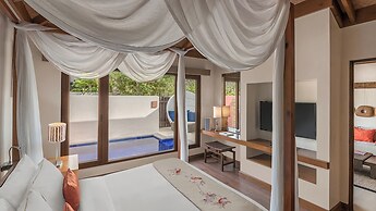 Crimson Resort and Spa Mactan