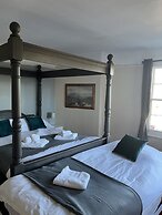 The Castle Hotel