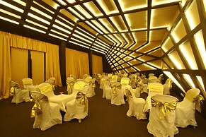 The Golden Crown Hotel & Spa, Colva