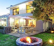 Bayhouse