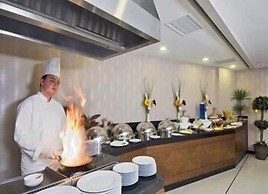Tugcu Hotel Select