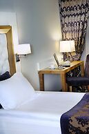 Tugcu Hotel Select