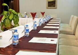 Tugcu Hotel Select