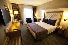 Tugcu Hotel Select