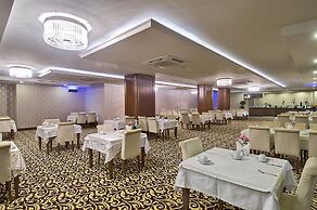 Tugcu Hotel Select