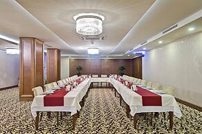 Tugcu Hotel Select