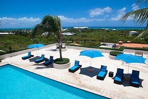 Hotel La Vista Azul