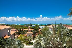 Hotel La Vista Azul