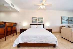 Hotel La Vista Azul