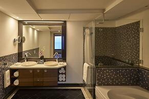 Safir Fintas Kuwait Hotel