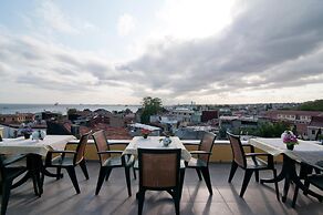 Magnificent Hotel
