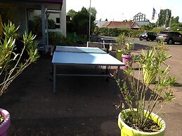 Garden's Hotel