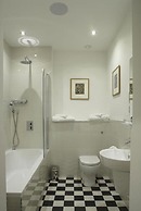 24 Royal Terrace