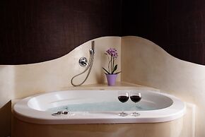 Palazzo Ferraioli Hotel & Wellness Center