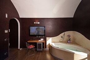 Palazzo Ferraioli Hotel & Wellness Center