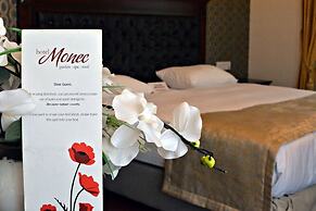 Hotel Monec