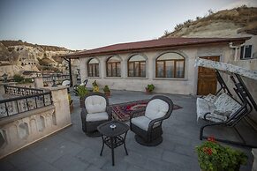 Stone House Cave Hotel
