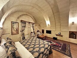 Stone House Cave Hotel