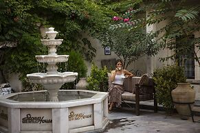 Stone House Cave Hotel