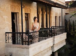 Stone House Cave Hotel