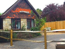 Tovey Lodge