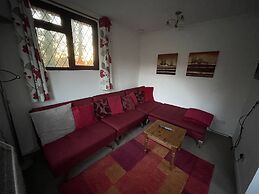 Tovey Lodge