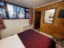 Tovey Lodge