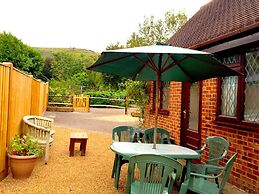 Tovey Lodge