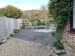 Tovey Lodge