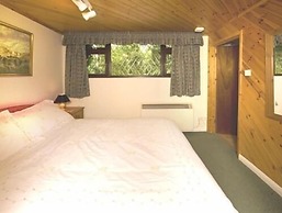 Tovey Lodge