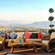 La Casa Cave