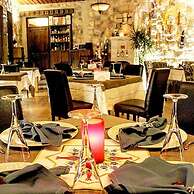 La Casa Cave
