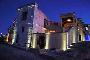 La Casa Cave