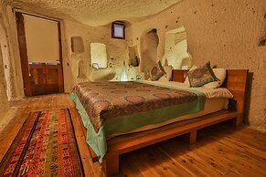 La Casa Cave