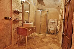La Casa Cave