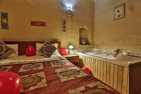La Casa Cave