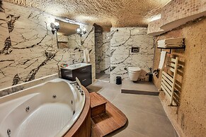 La Casa Cave