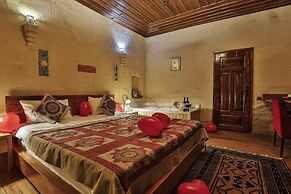 La Casa Cave