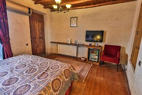 La Casa Cave