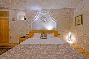 La Casa Cave