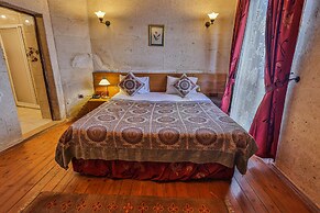 La Casa Cave