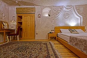 La Casa Cave