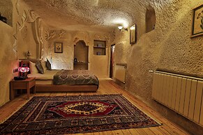 La Casa Cave
