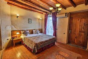 La Casa Cave