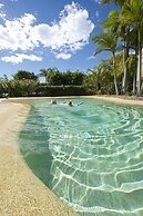 The Retreat Beach Houses