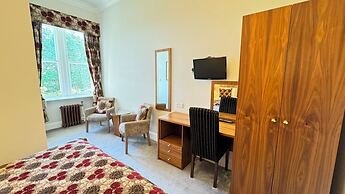 Invernairne Guest House